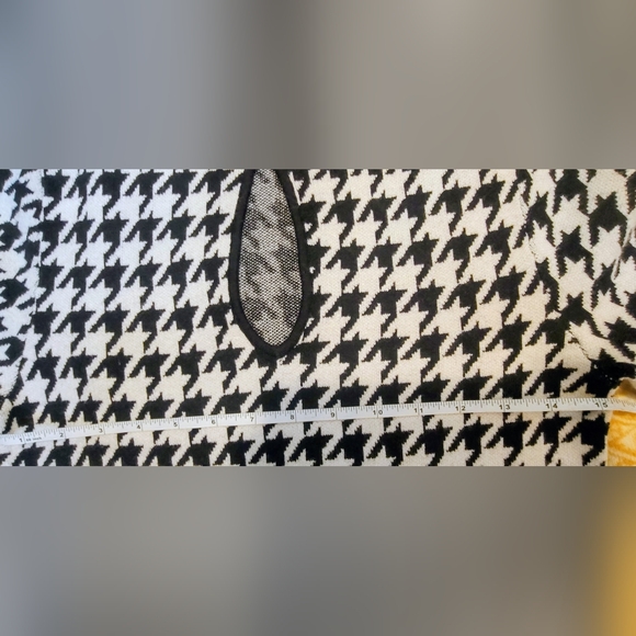 Show Me Your Mumu 'Tippi' Black Viscose Top Size M - Picture 9 of 10